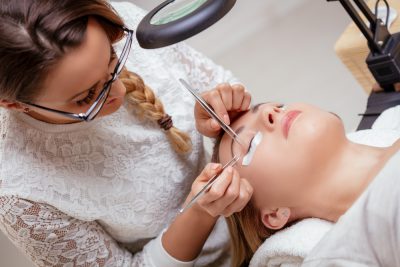 The Benefits of Being a Lash Artist
