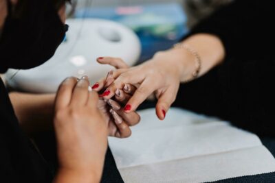 Need a Nail Salon in Manhattan, KS?