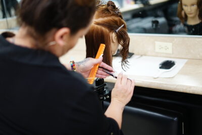 The Convenience of Hybrid Cosmetology Programs